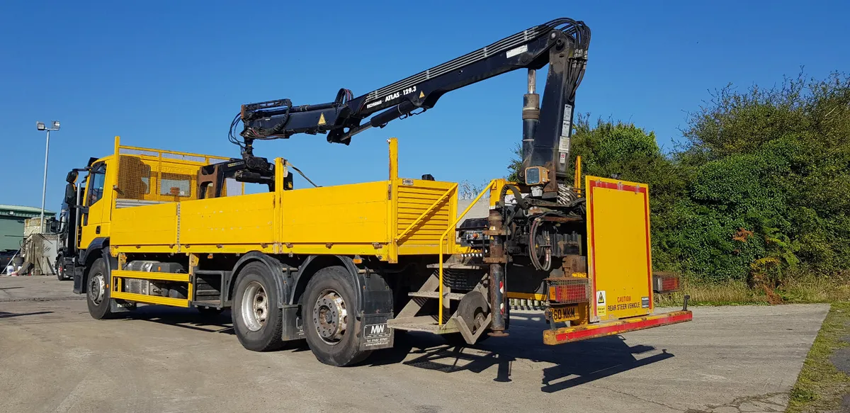 2016 Iveco Stralis 260 S31 ,6×2 , Crane Truck - Image 4
