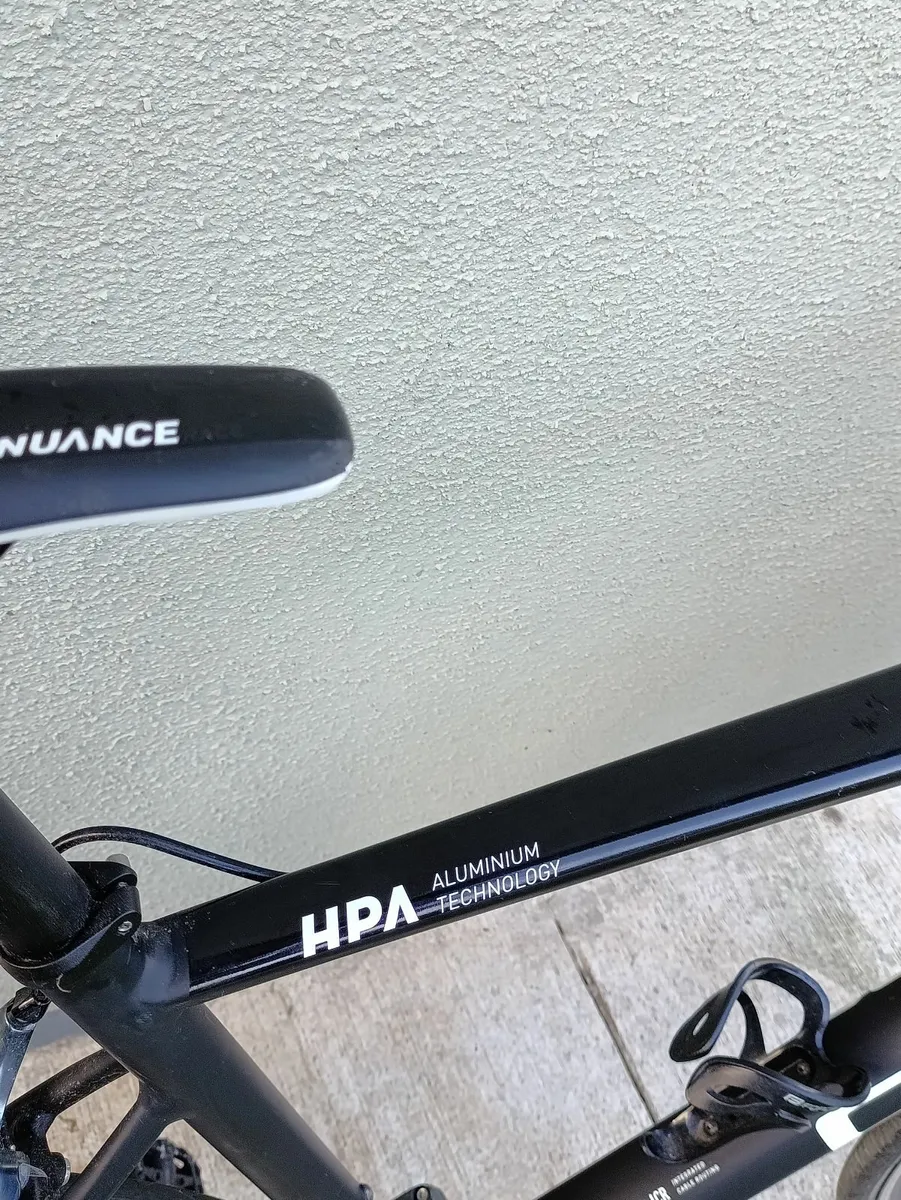 Cube Attain Adult Race Bike - Aluminium Frame 60cm - Image 3