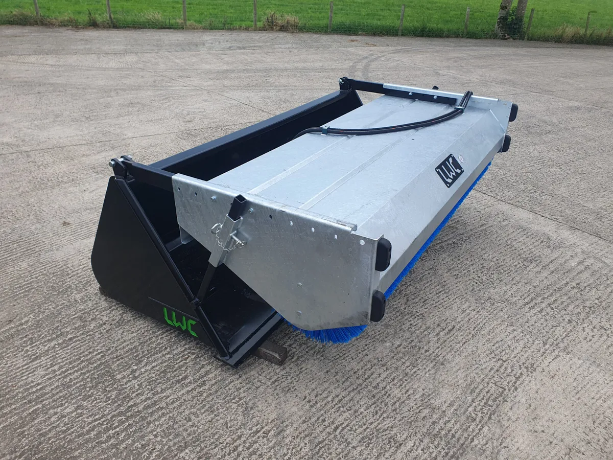 LWC Bucket Brushes - Image 3