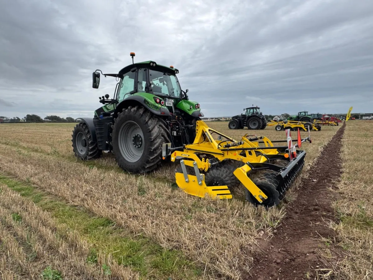 Demo Bednar 3 Meter Disc - Image 3