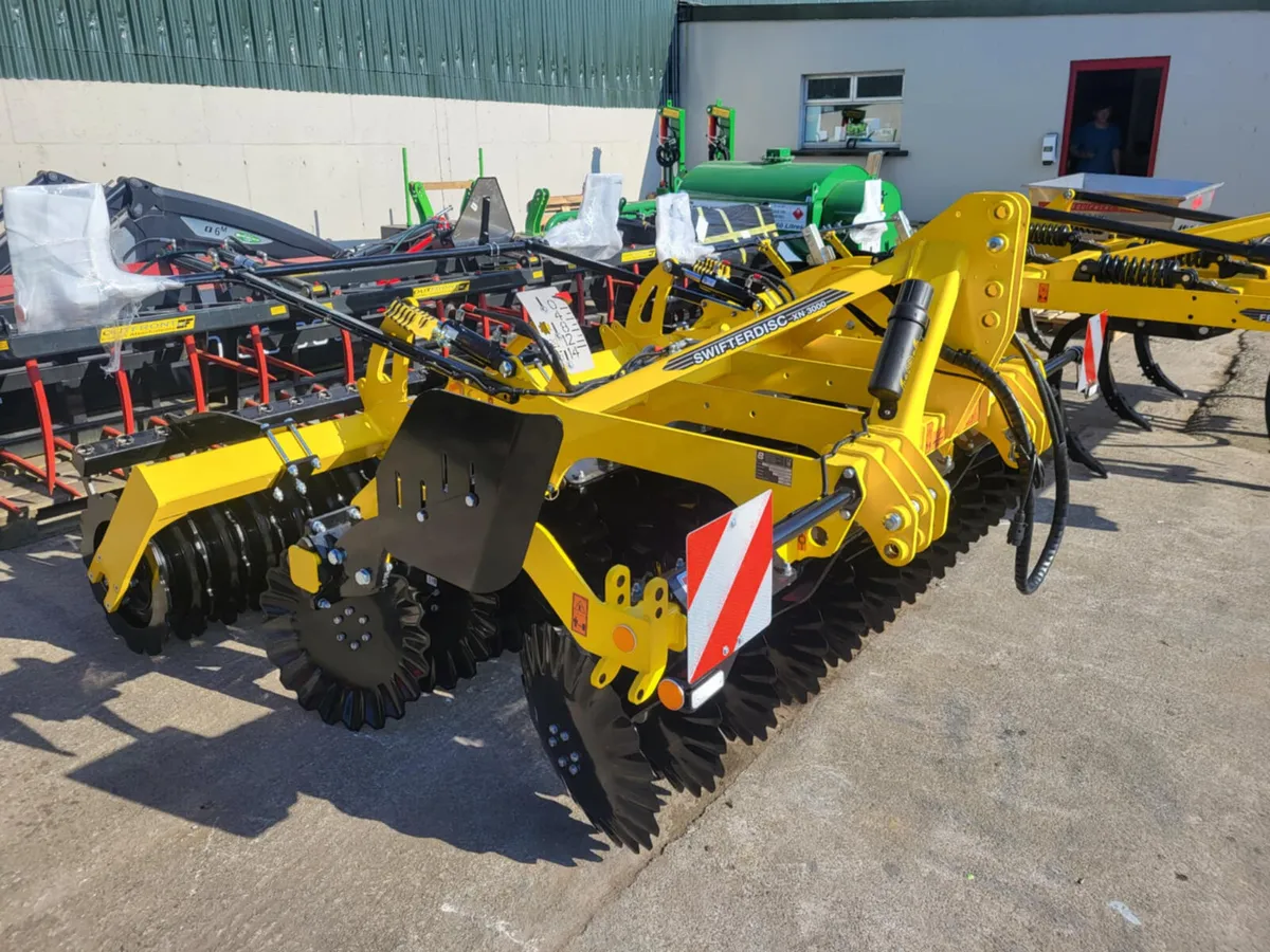 Demo Bednar 3 Meter Disc - Image 1