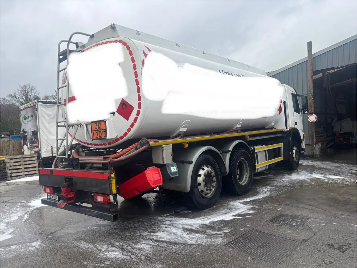 Volvo FM6 430 Oil tanker - Image 4