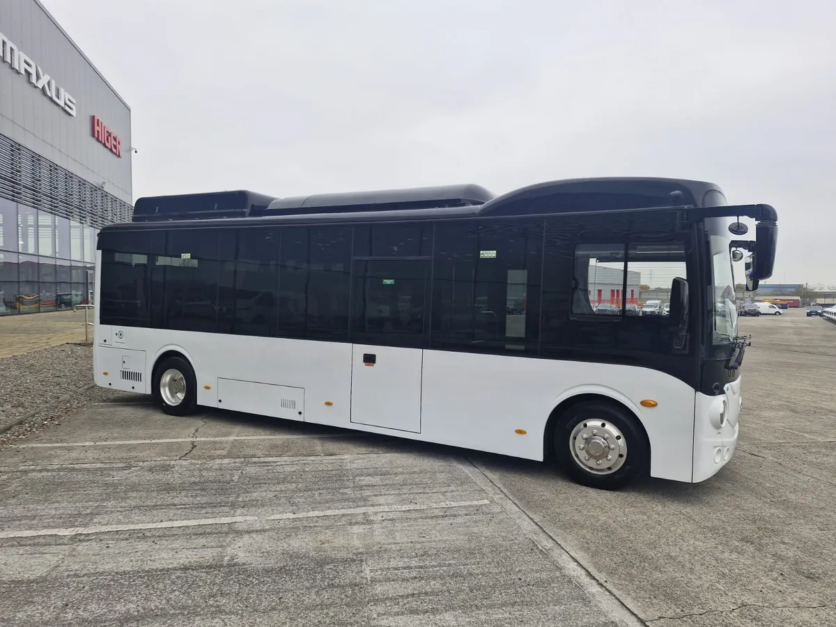 Higer Steed Low Floor Electric Bus - IN STOCK - Image 3