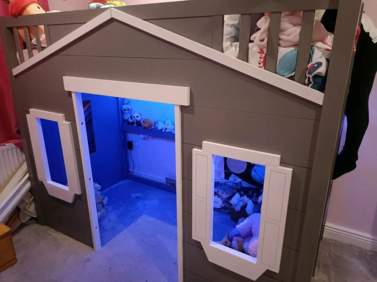 High sleeper bed - with play house - Image 3
