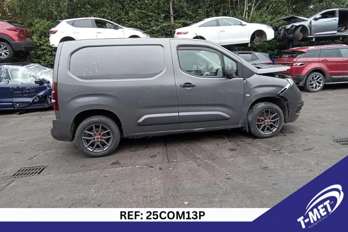 2020 VAUXHALL COMBO BREAKING FOR PARTS - Image 3