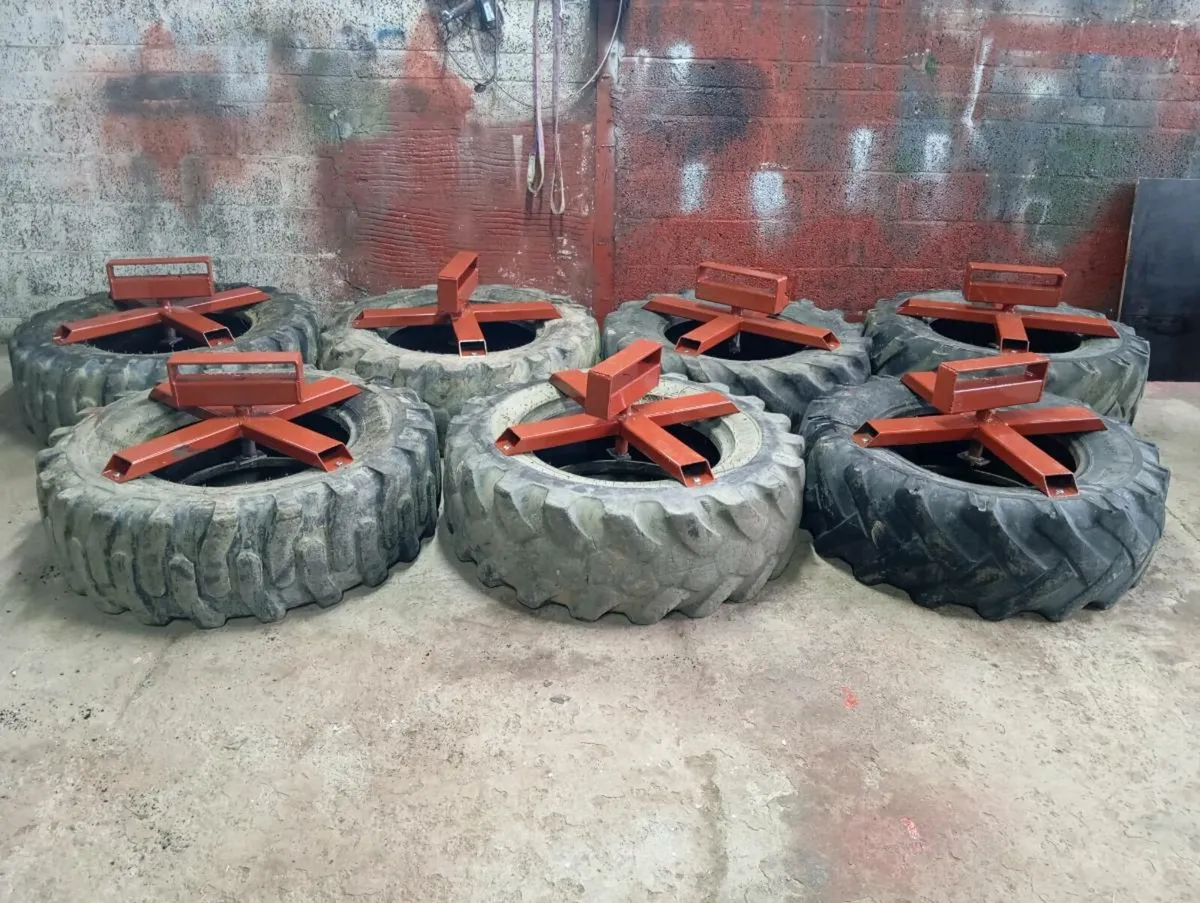 Silage pushers - Image 2