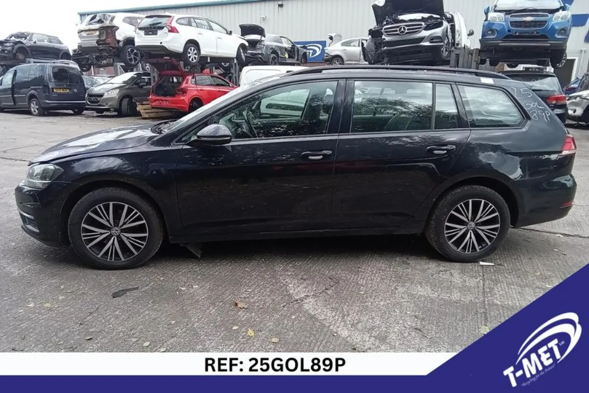 2019 VOLKSWAGEN GOLF BREAKING FOR PARTS - Image 3
