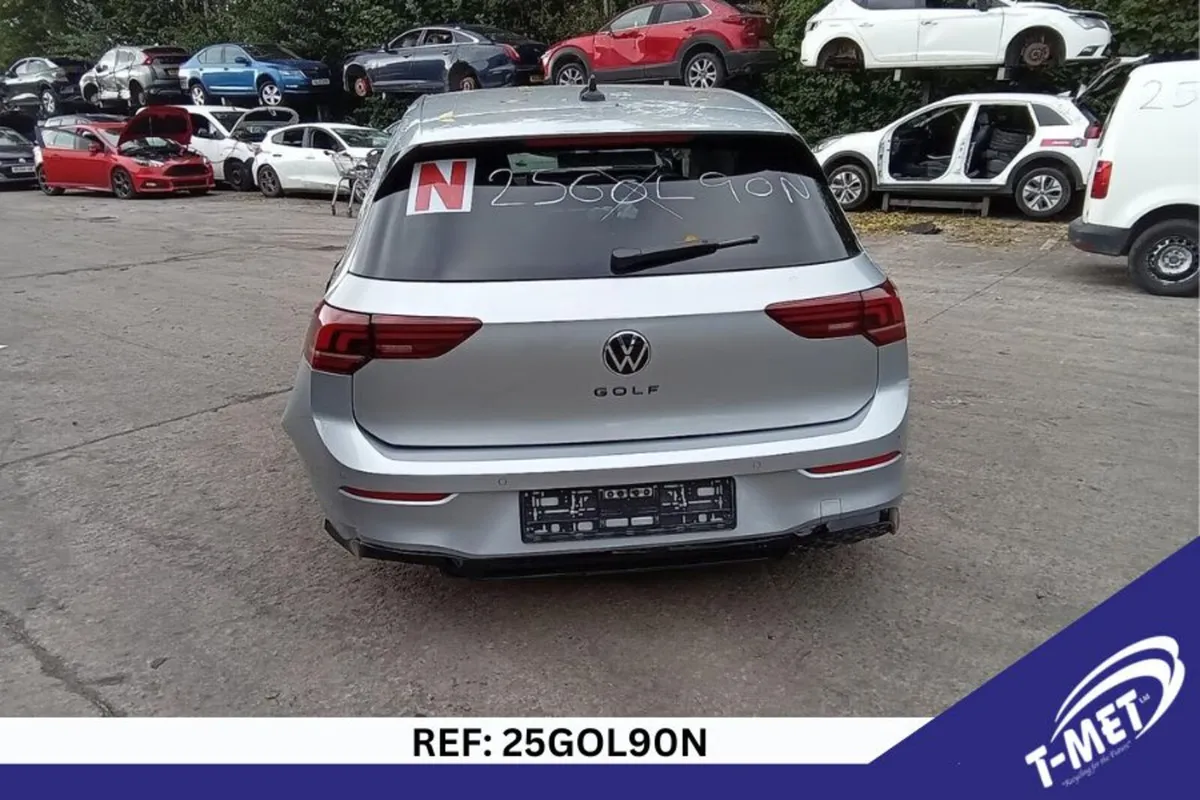 2025 VOLKSWAGEN GOLF BREAKING FOR PARTS - Image 3
