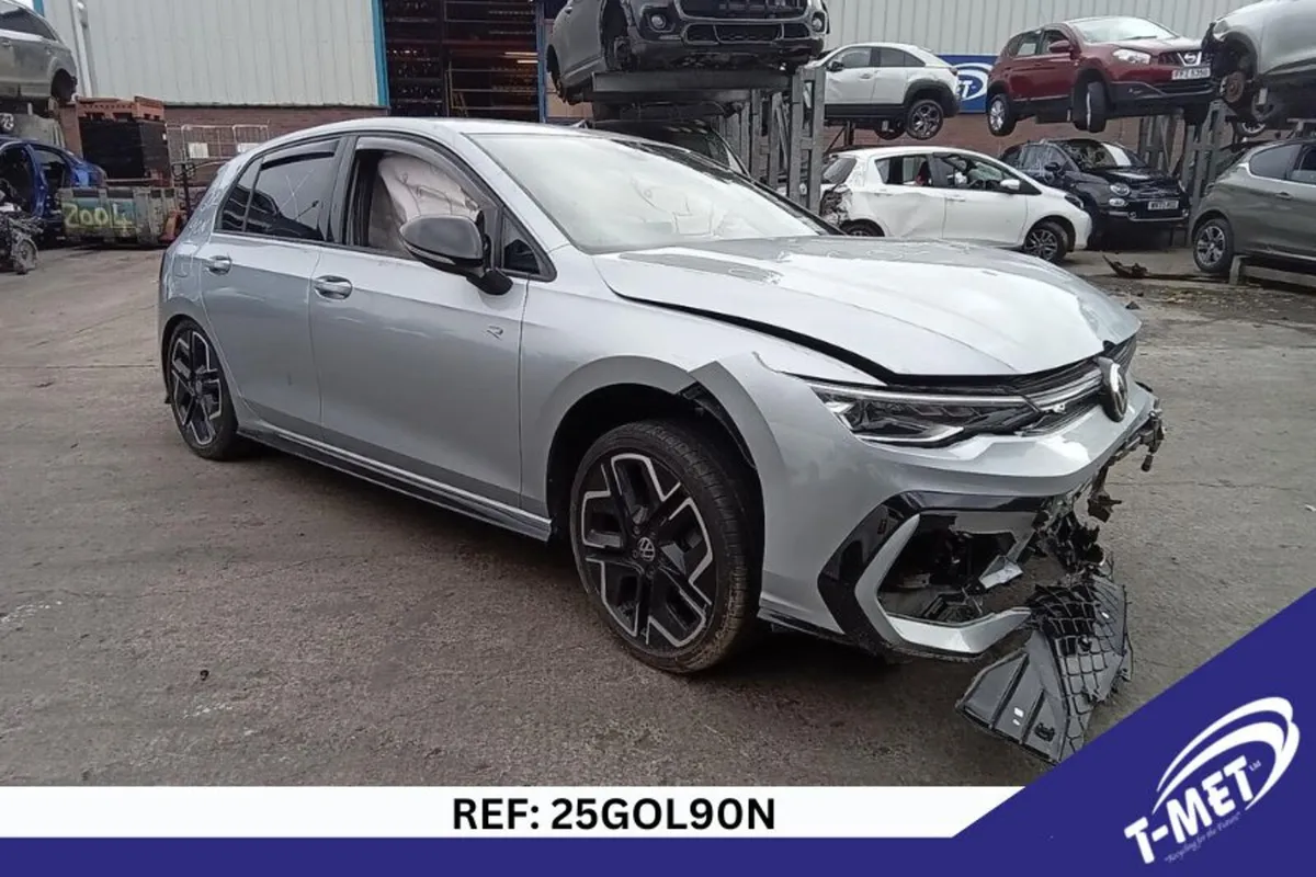 2025 VOLKSWAGEN GOLF BREAKING FOR PARTS - Image 2