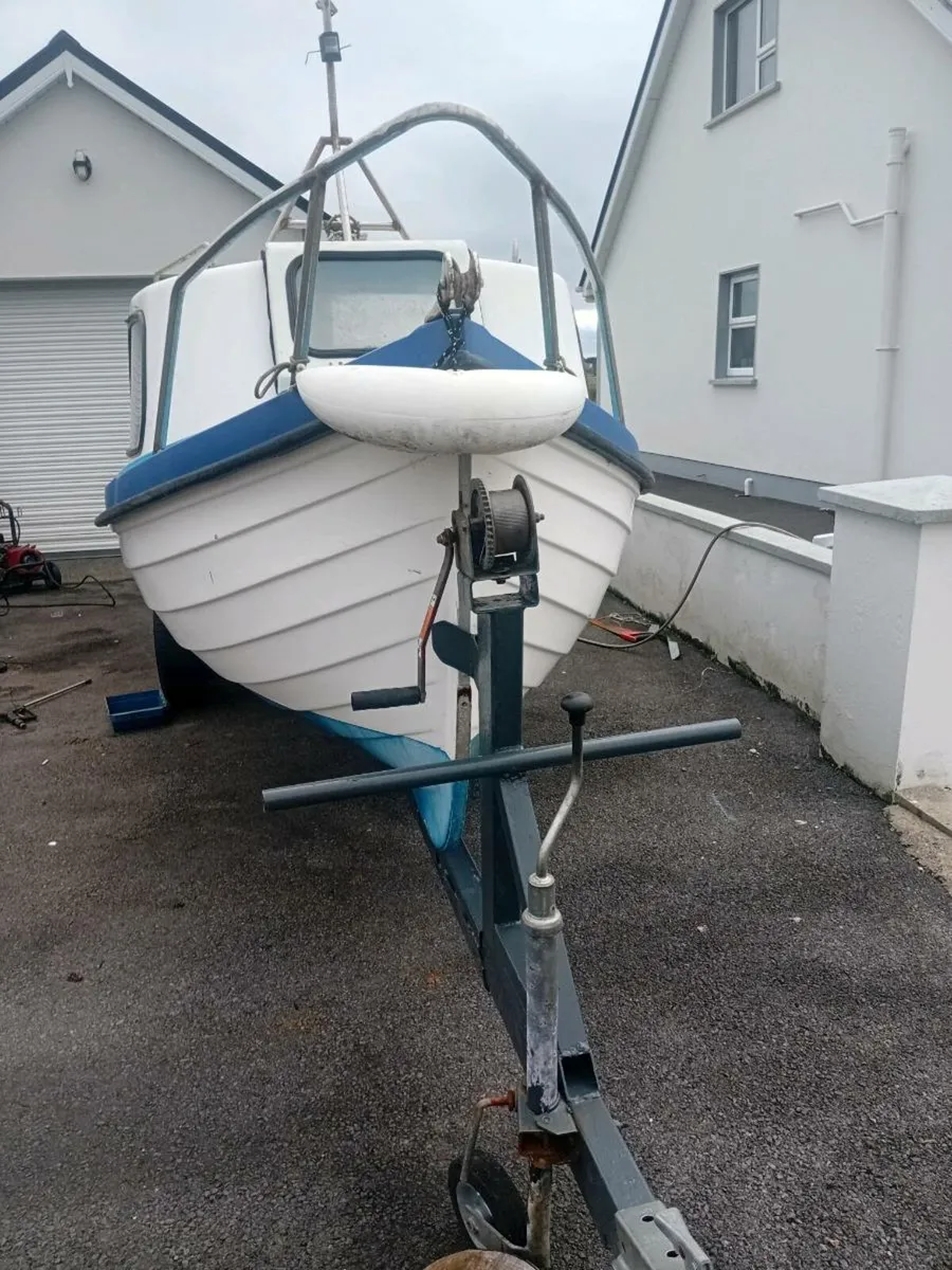 17 ft Orkanny boat - Image 3