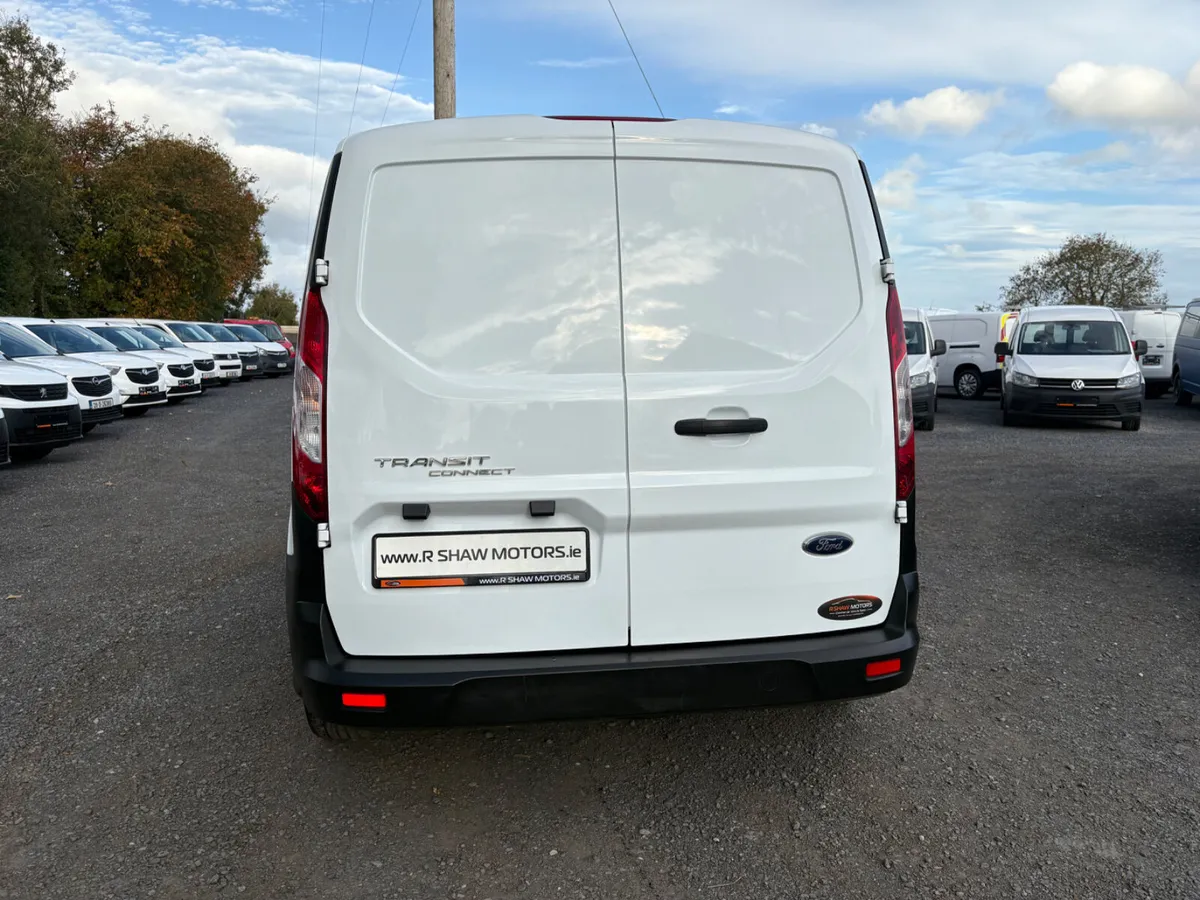 Ford Transit - Image 4