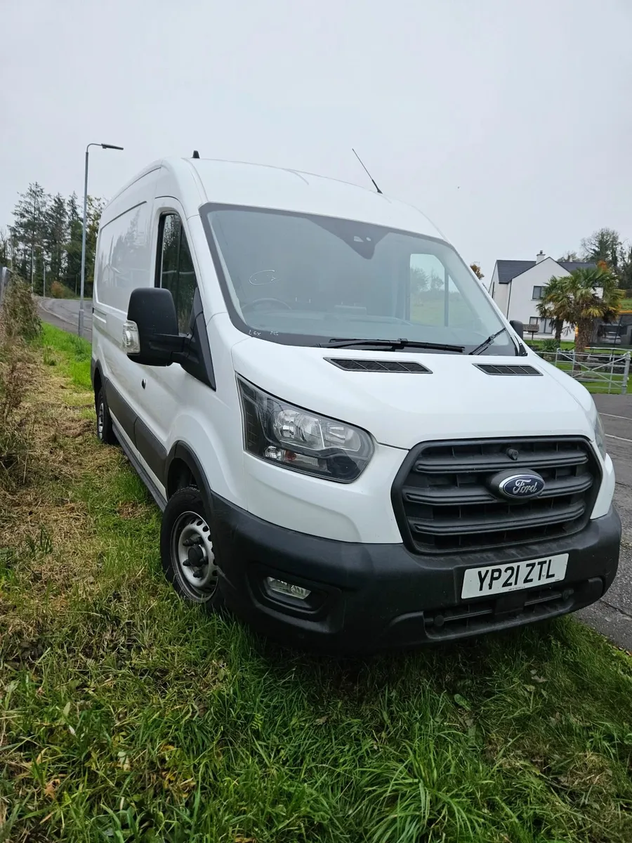 Ford Transit 2021 - Image 2