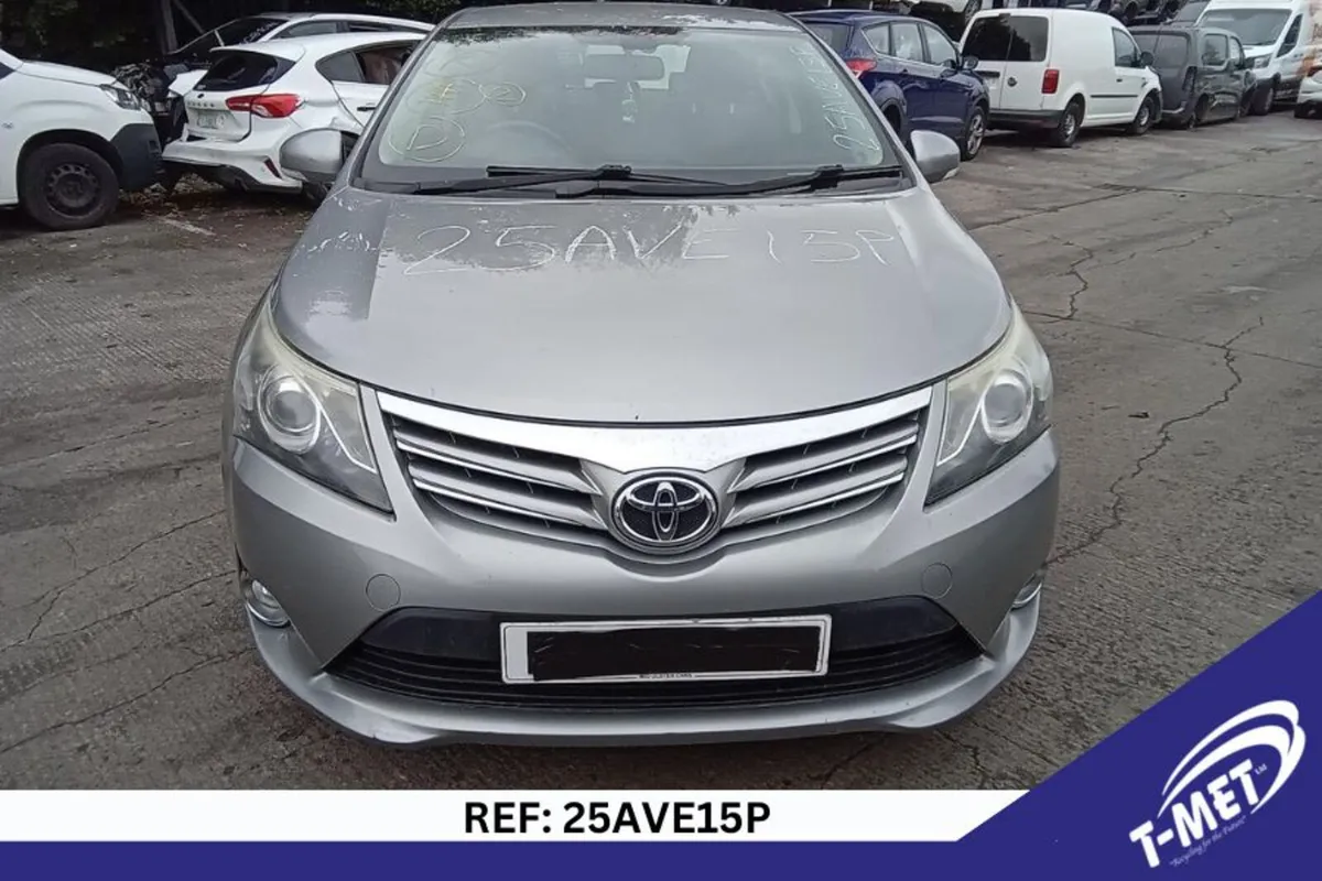 2014 TOYOTA  AVENSIS BREAKING FOR PARTS - Image 1
