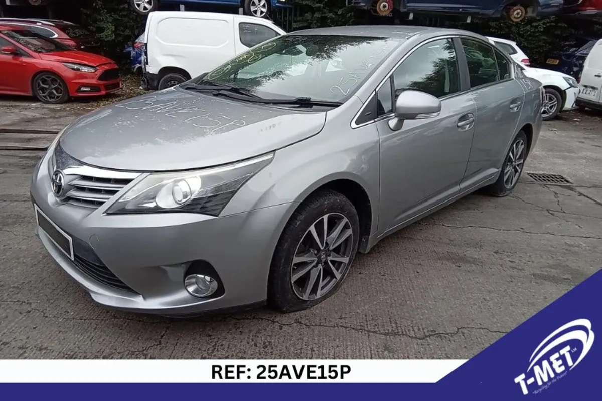 2014 TOYOTA  AVENSIS BREAKING FOR PARTS - Image 2