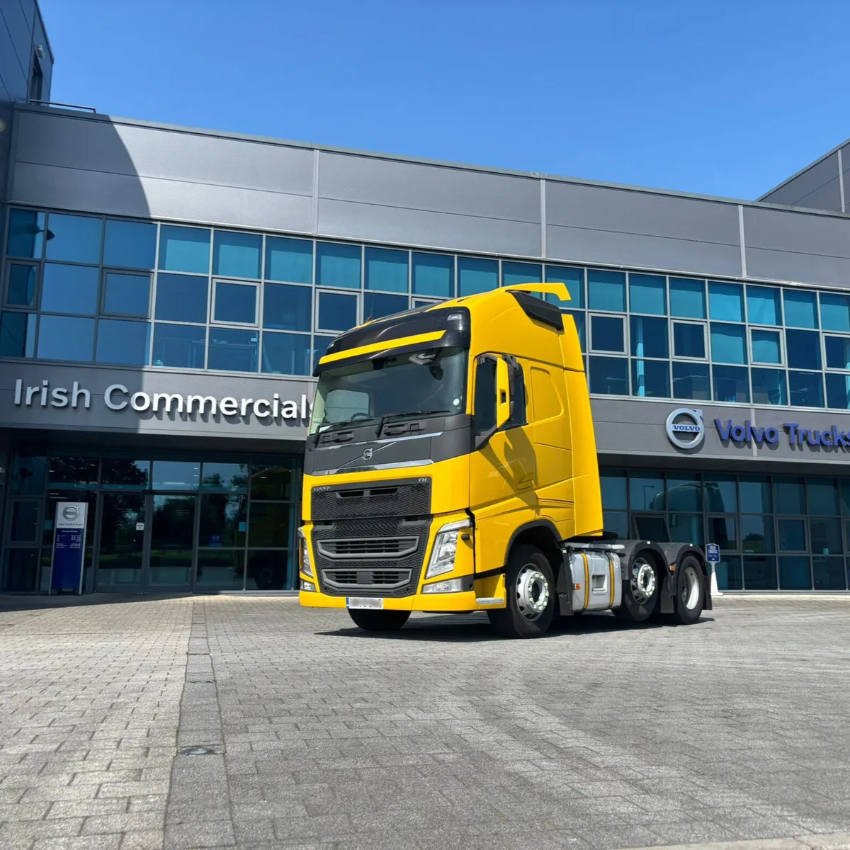 Volvo FH460 6X2 - Image 1