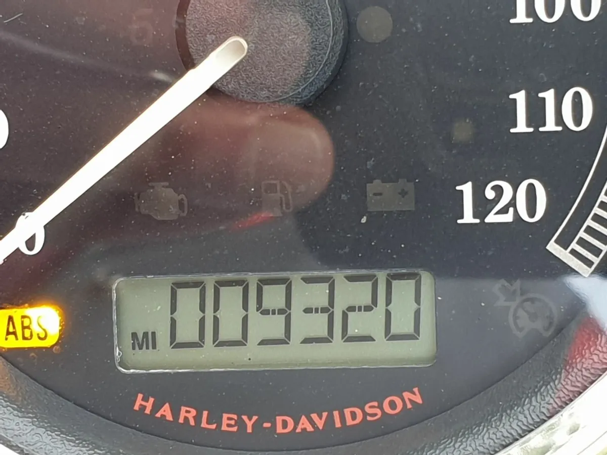 HARLEY DAVIDSON FXSB Breakout - Image 2