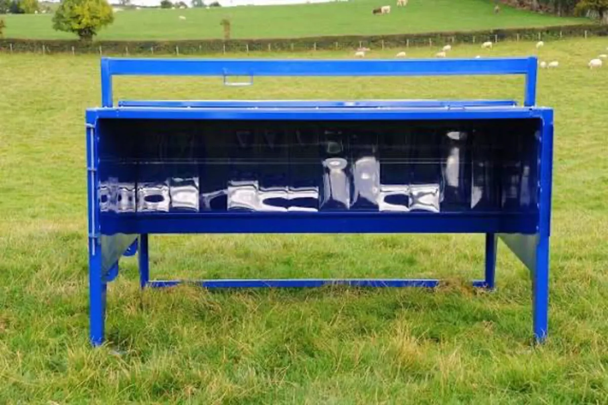 Watson 8ftx6ft calf creep feeders BACK IN STOCK - Image 3