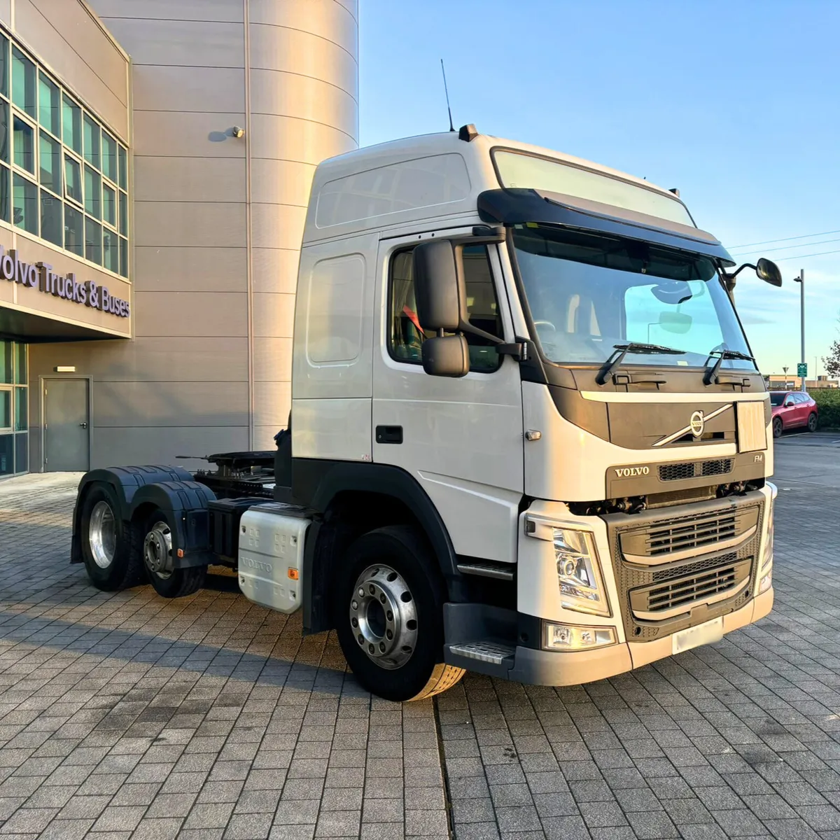 Volvo FM460 - Image 3
