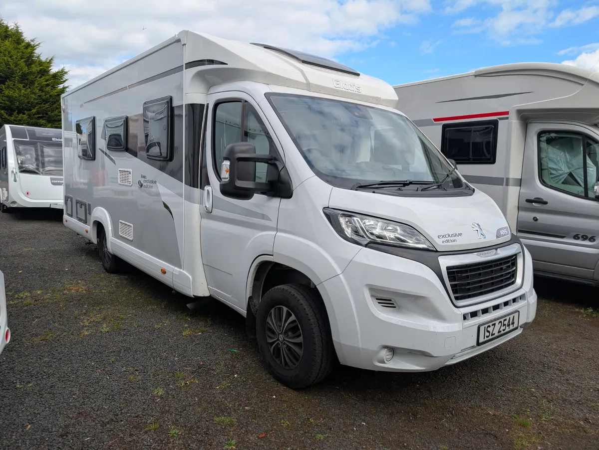 Luxury Motorhome with Fixed Single Beds - Image 1