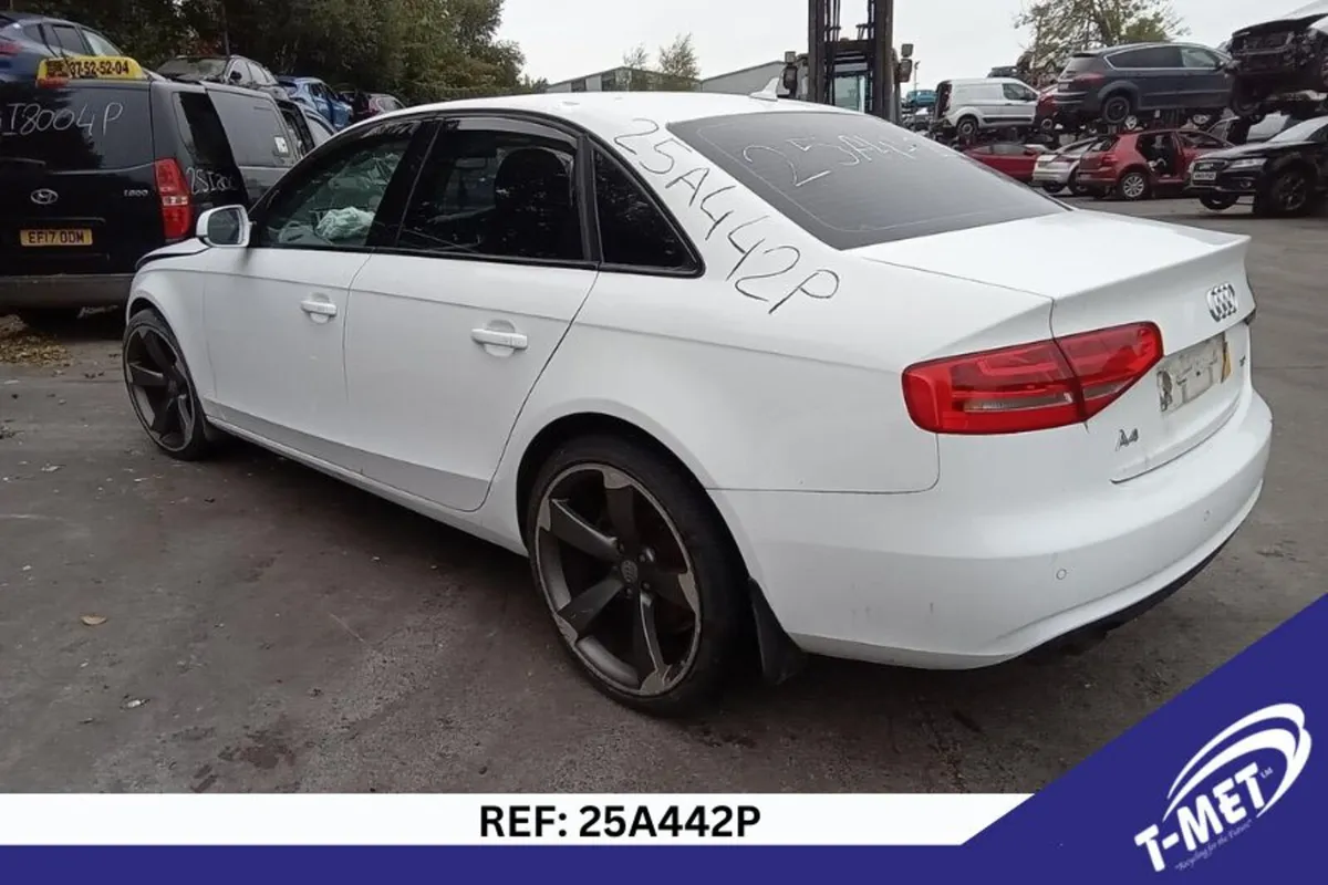 2013 AUDI A4 BREAKING FOR PARTS - Image 3