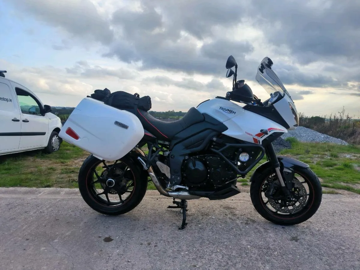 2014 Triumph tiger sport 1050 - Image 4