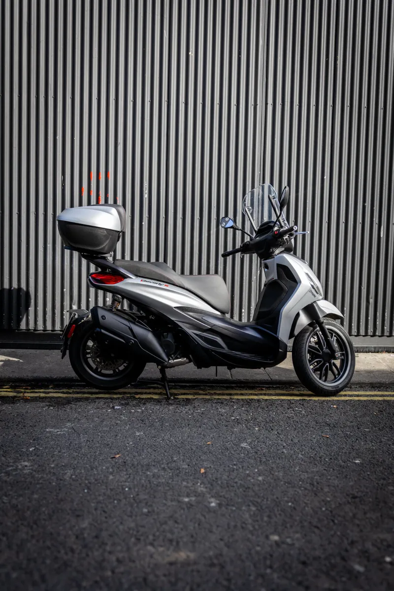 Piaggio Beverly 400 S 2022 - Image 3