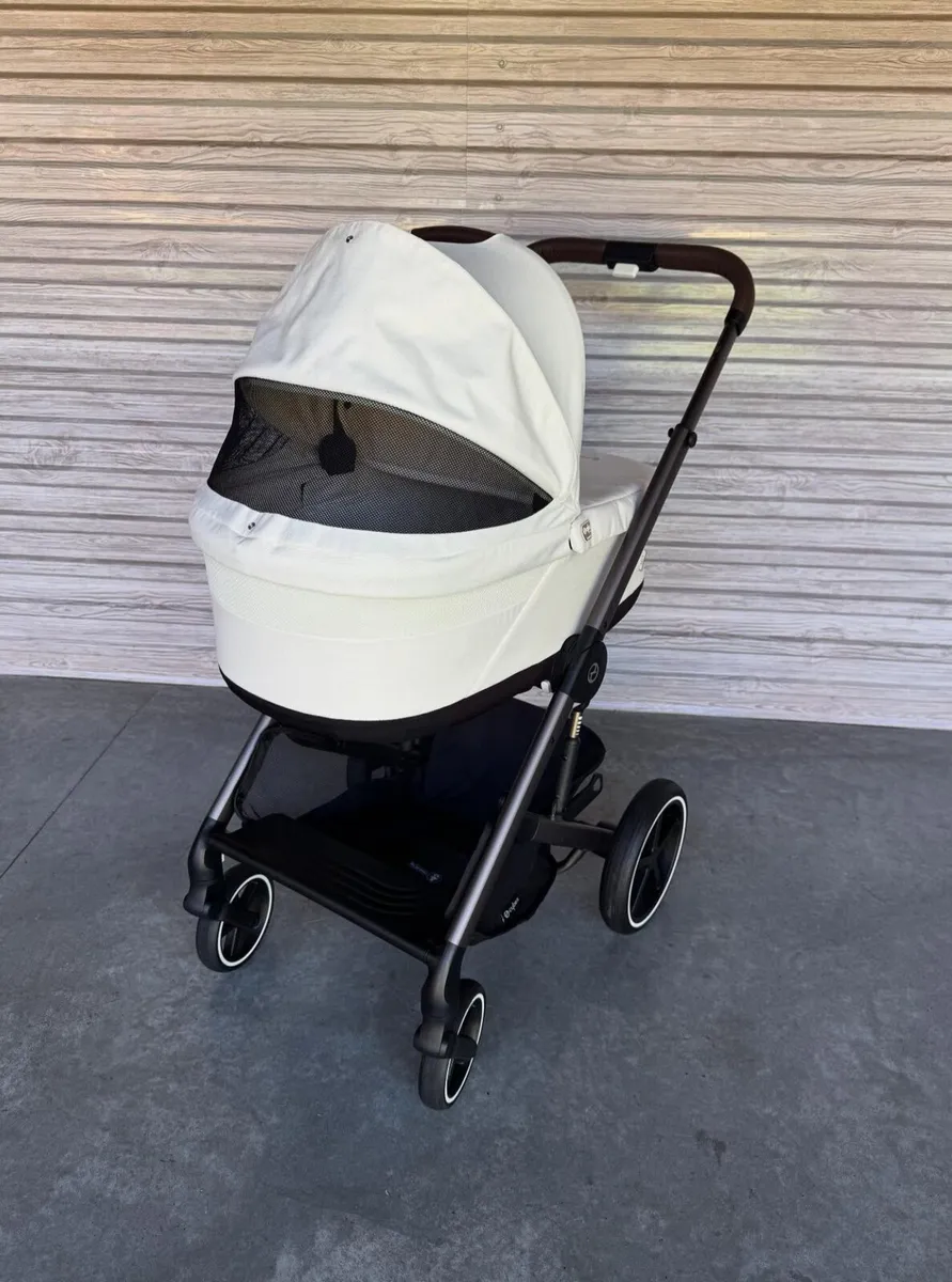 Cybex Balios S Lux 3 in 1 - Image 4