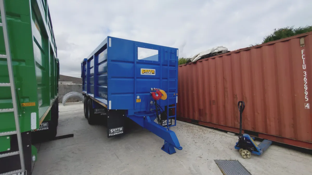 Smyth 20 Ft Grain Trailer - Image 1
