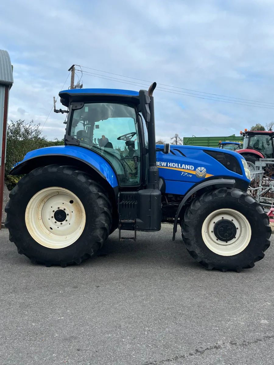 New Holland T7.175 - Image 2