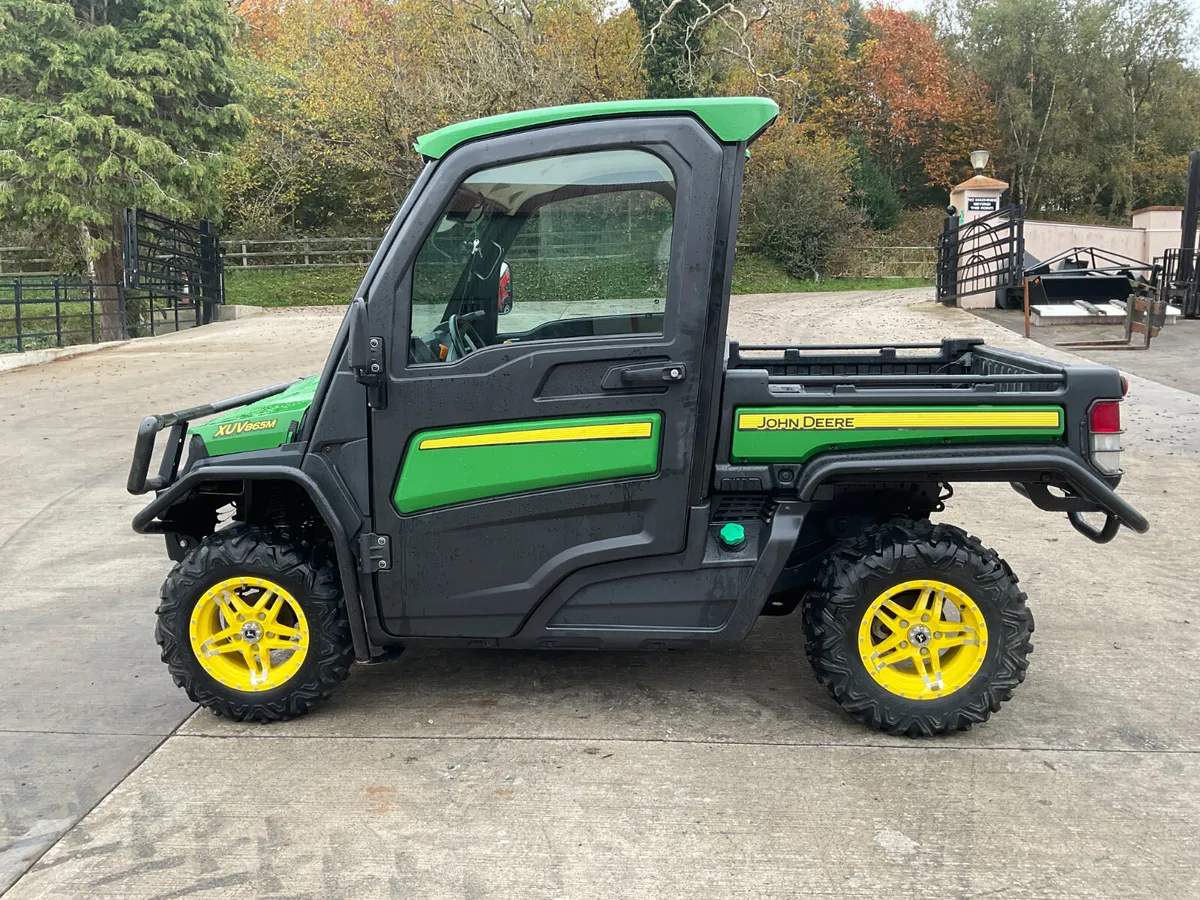 John Deere XUV 865M - Image 1