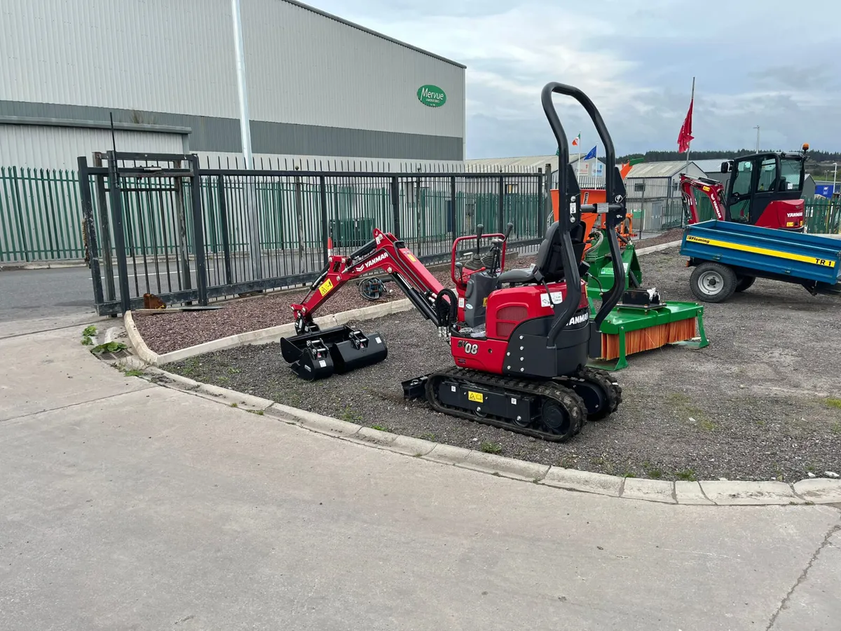 Yanmar SV08 digger - Image 4