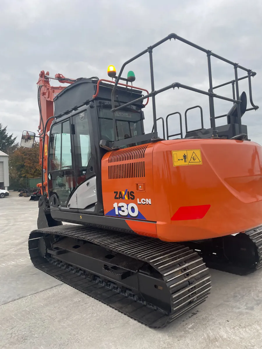 HITACHI ZX130-6 - Image 4