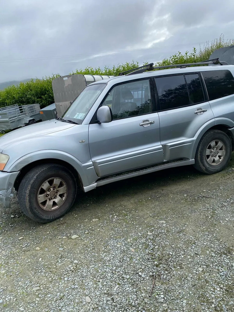 Mitibushi pajero lwb - Image 1