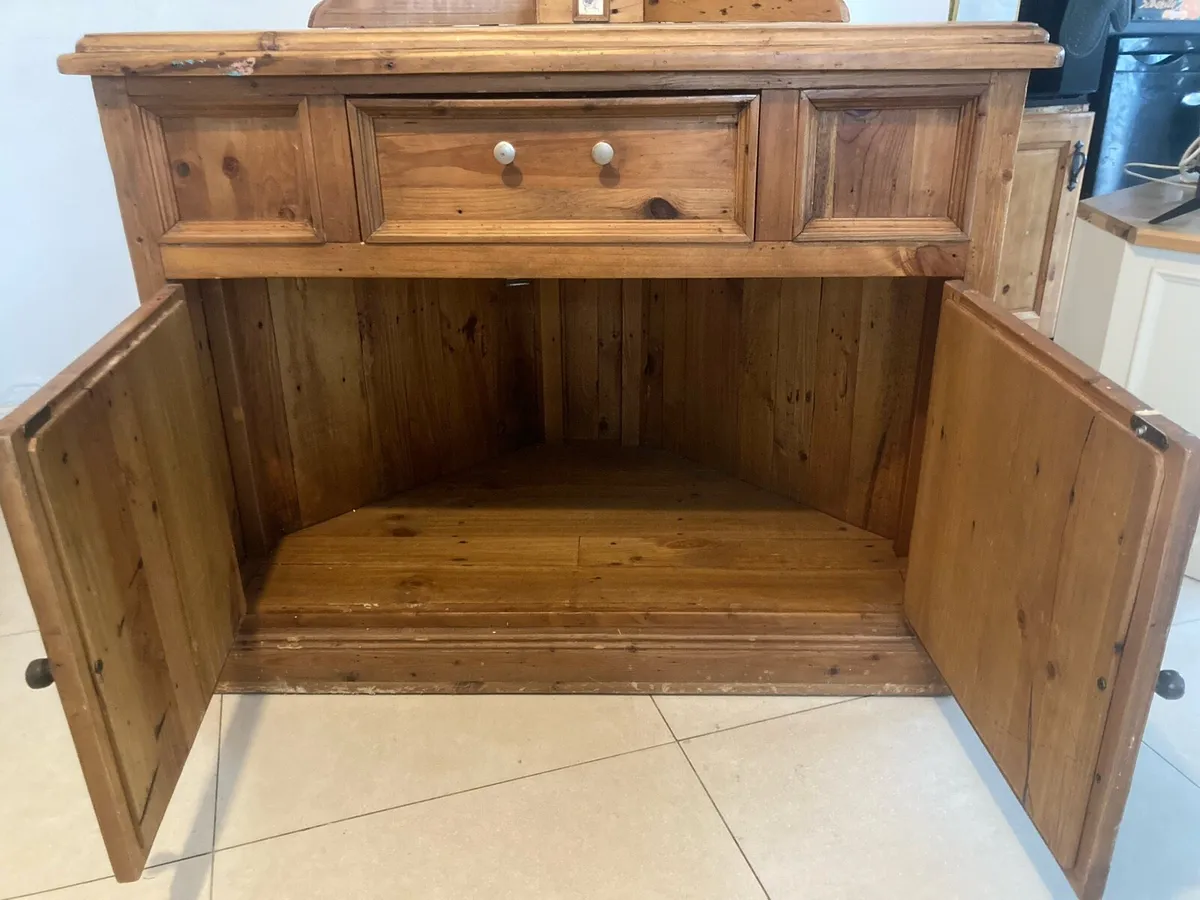 TV Corner Unit. - Image 2