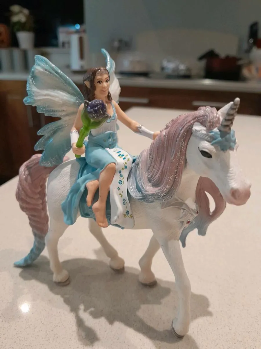 Schleich Unicorns and Pegasus - Image 2