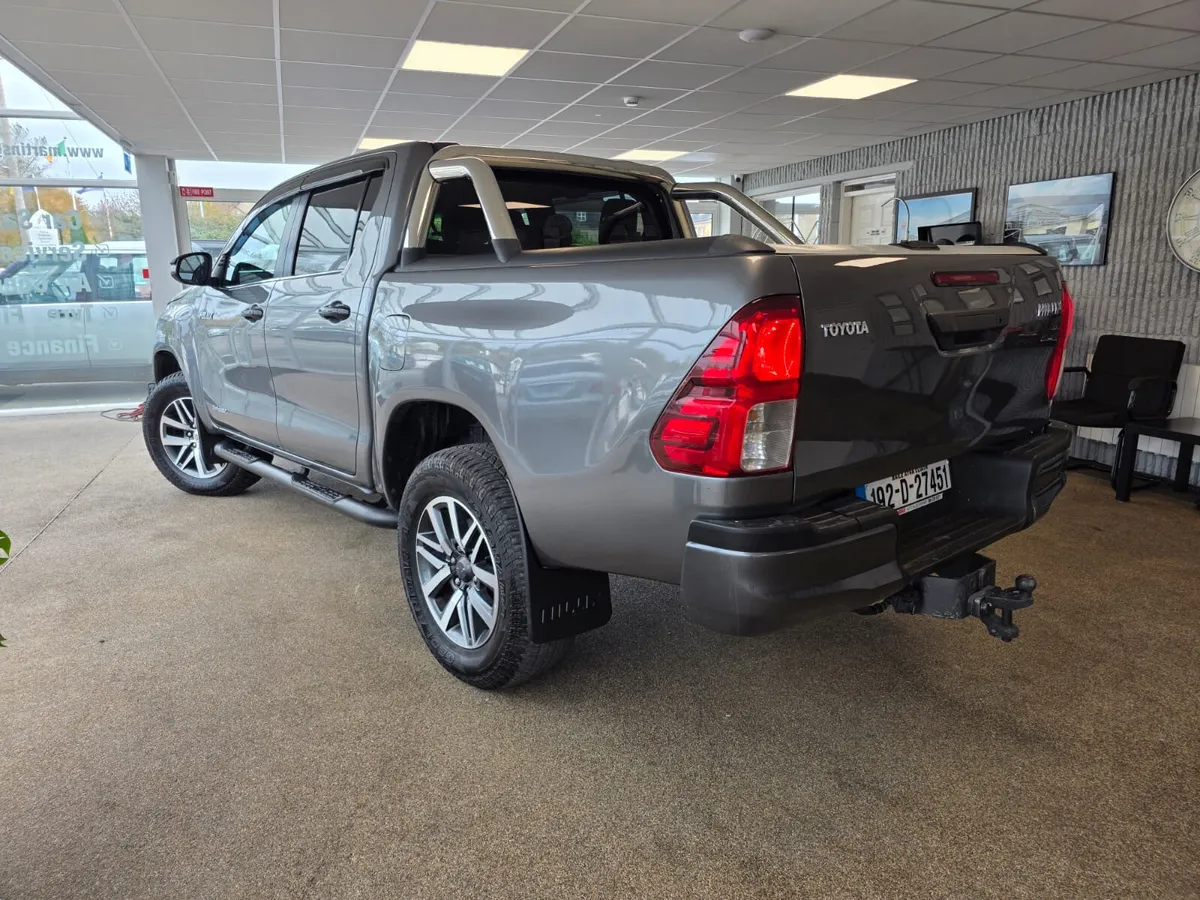 Toyota Hilux Invite  X 2.4 D 2019 - Image 3