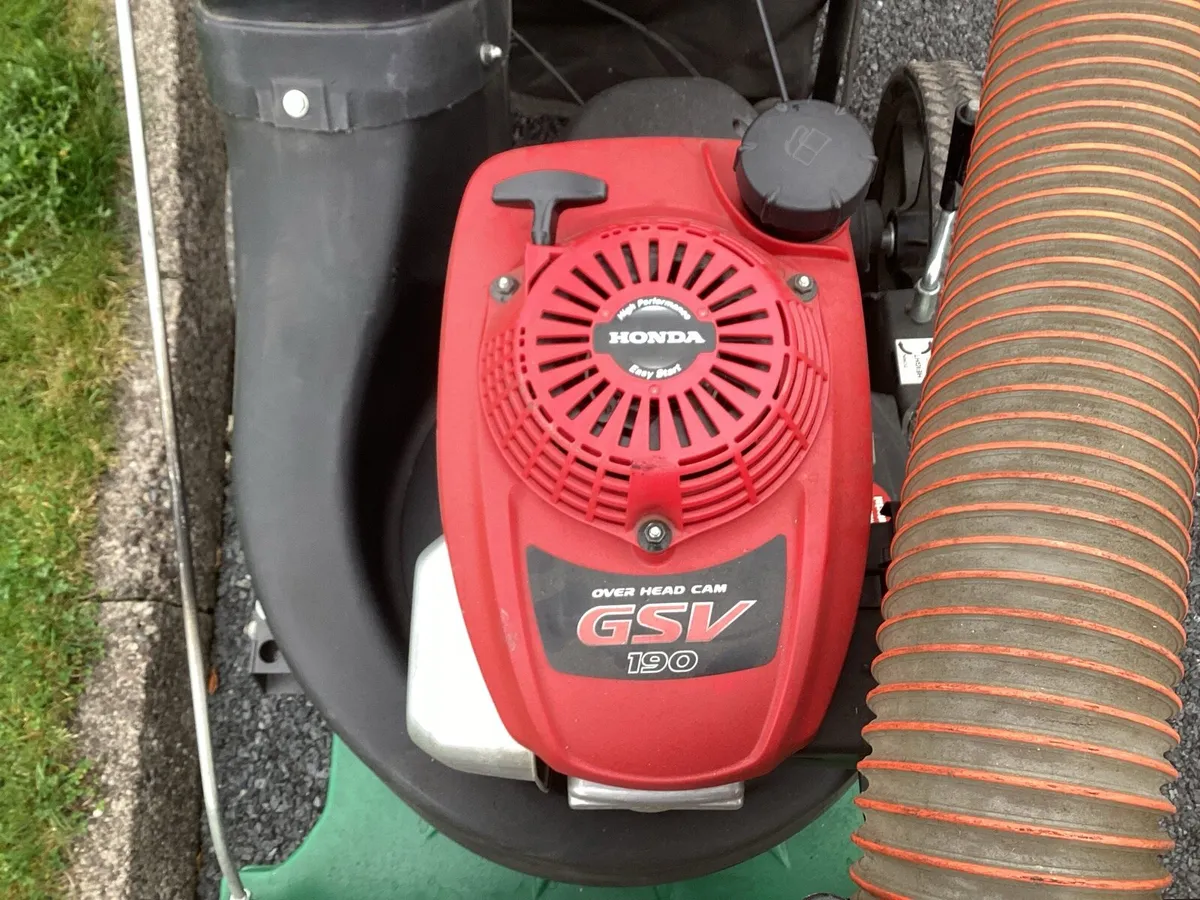Billy Goat MV650SPH  self-propelled, vacuum - Image 2