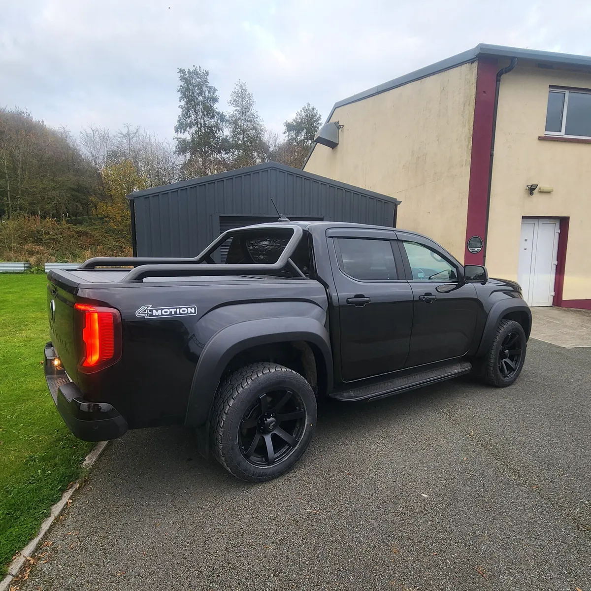 2023 Volkswagen Amarok 2.0 204ps  Fully Loaded - Image 4