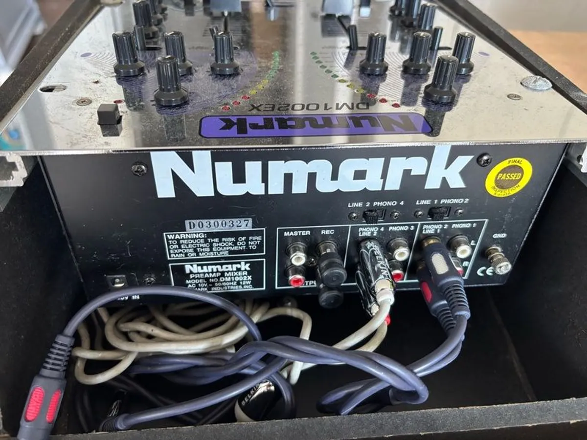 Numark 2 Channel Mixer - Image 2