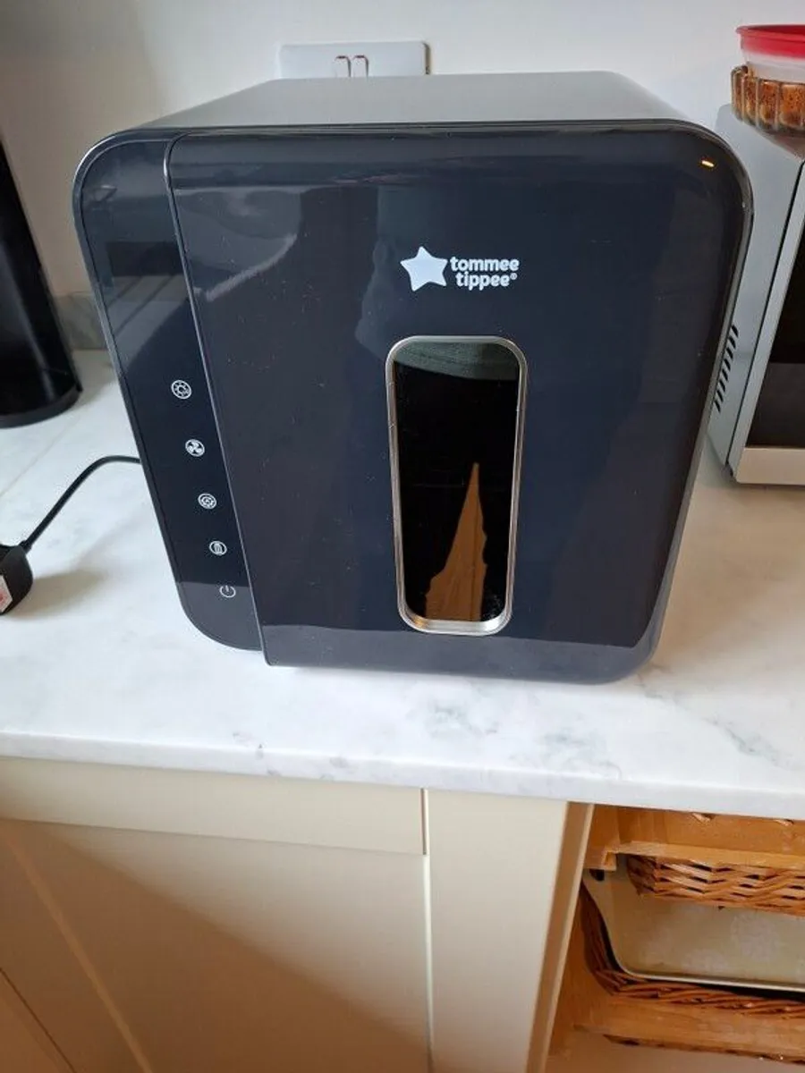 Tommee Tippee UV Steriliser - Image 1
