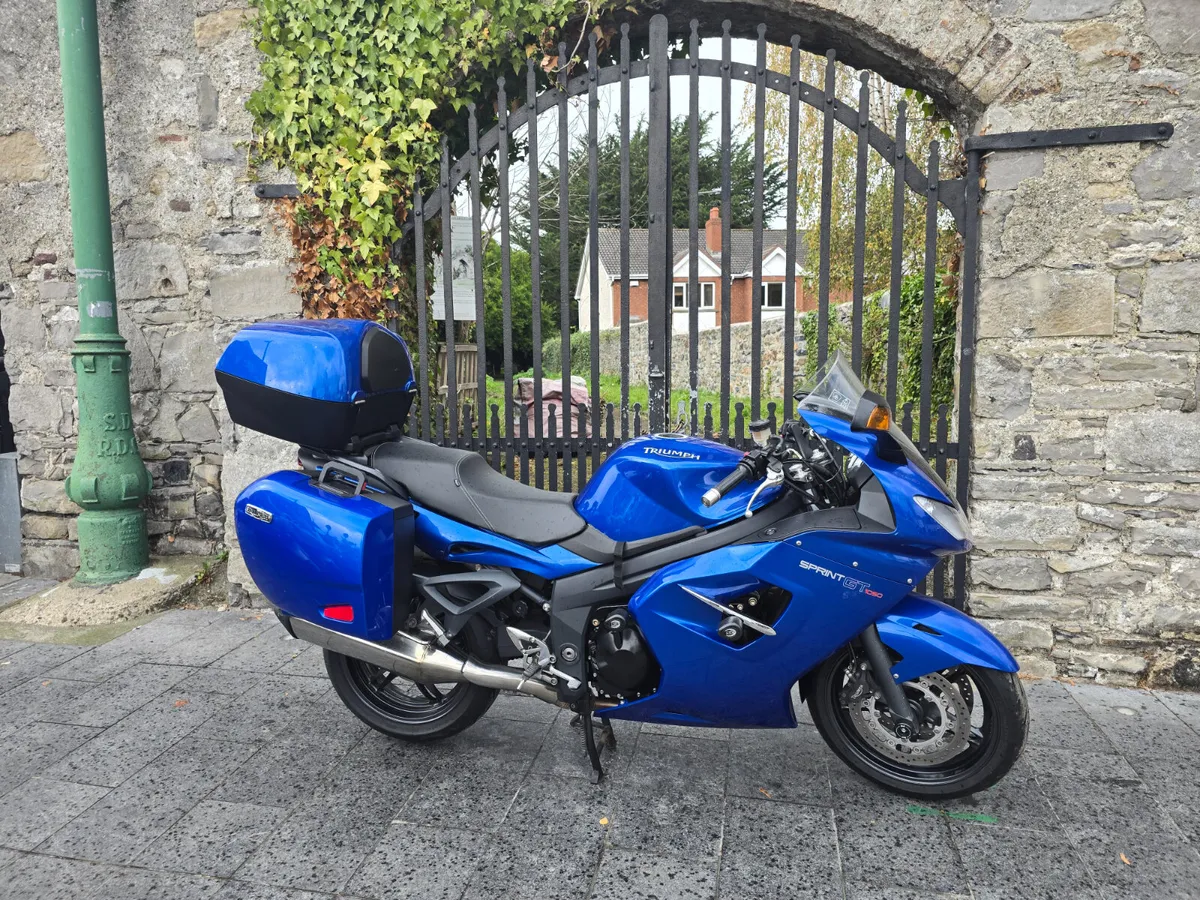 2016 TRIUMPH SPRINT 1050 GT SE MOTO4U - Image 4