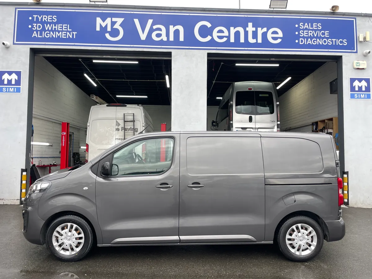 2022 VAUXHALL VIVARO F2700 PRO S/S 6DR - Image 2