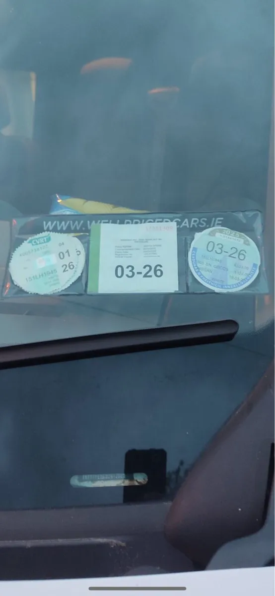 Nissan NV400 Crew Cab - Image 4