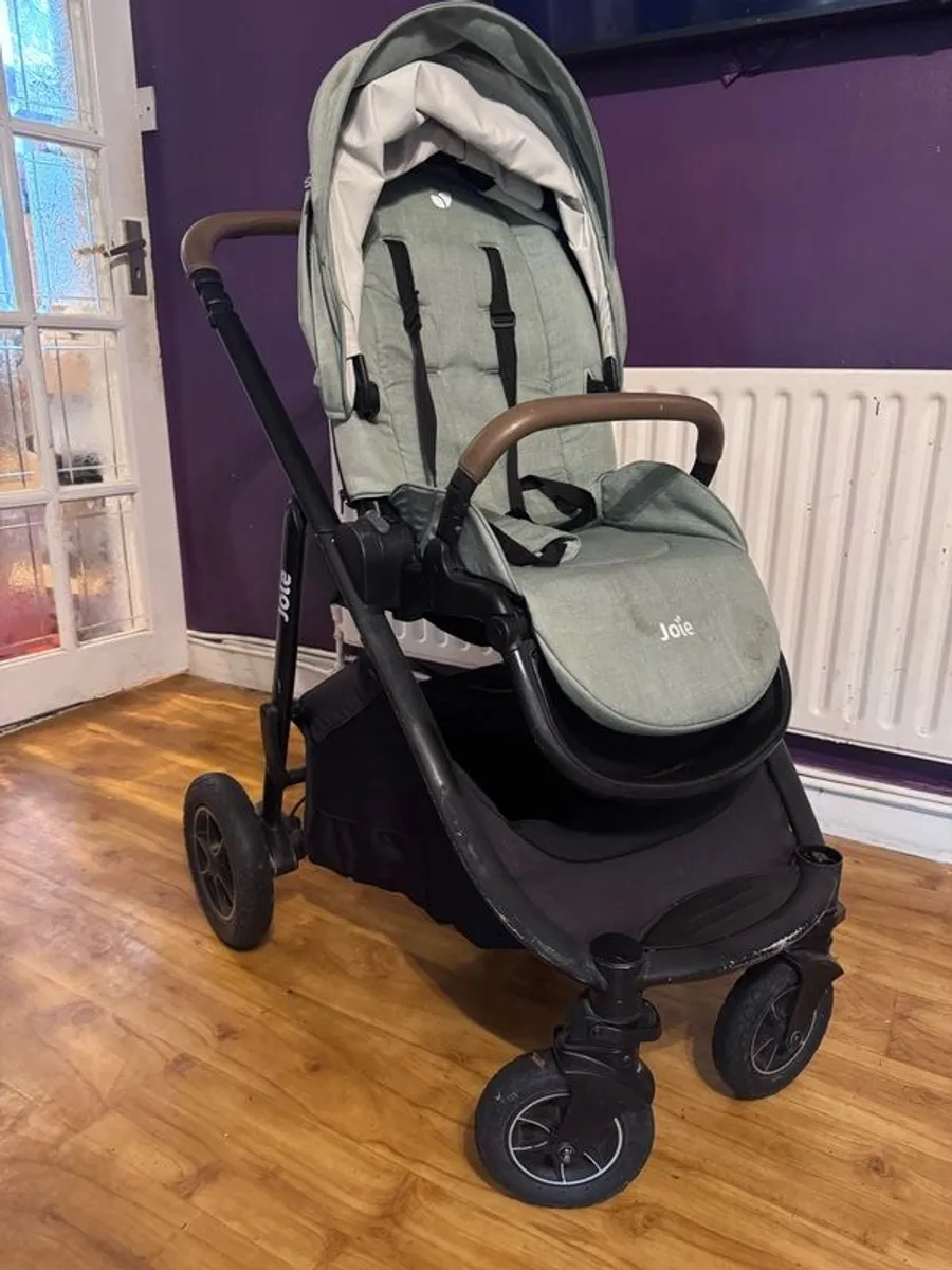 Joie push chair up to 22kg - Image 1