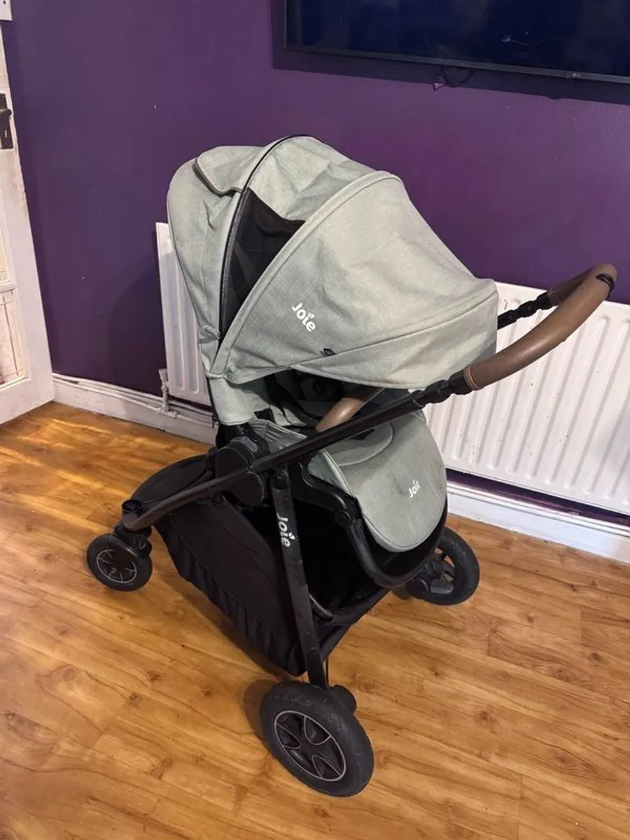 Joie push chair up to 22kg - Image 3