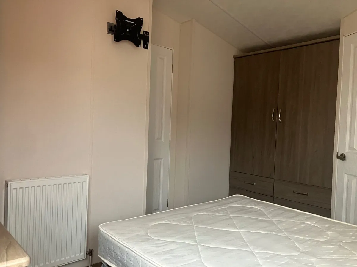 DONEGAL BOUND ..SNAPPED UP, HAPPY NEW OWNERS - Image 4