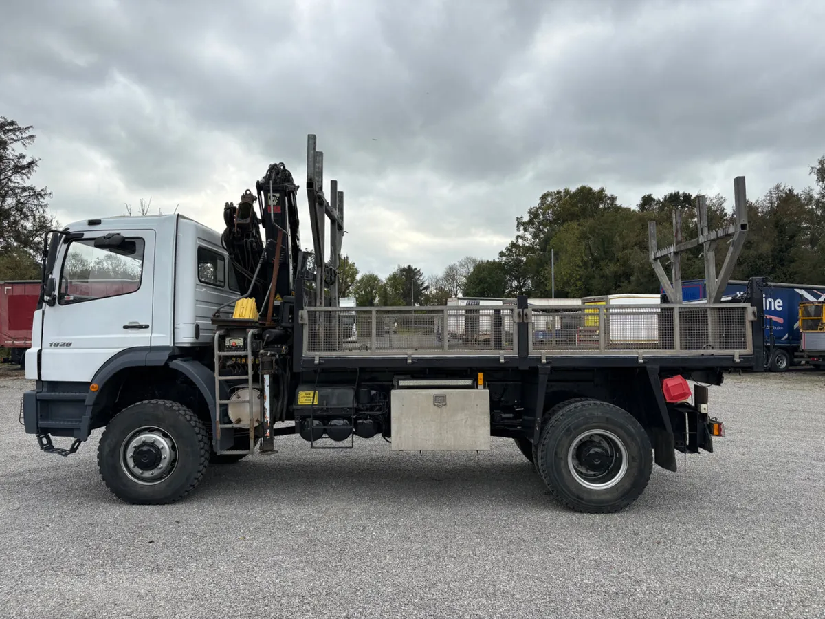 2006 Mercedes Axor 1828 4WD Tipper Crane lorry - Image 3