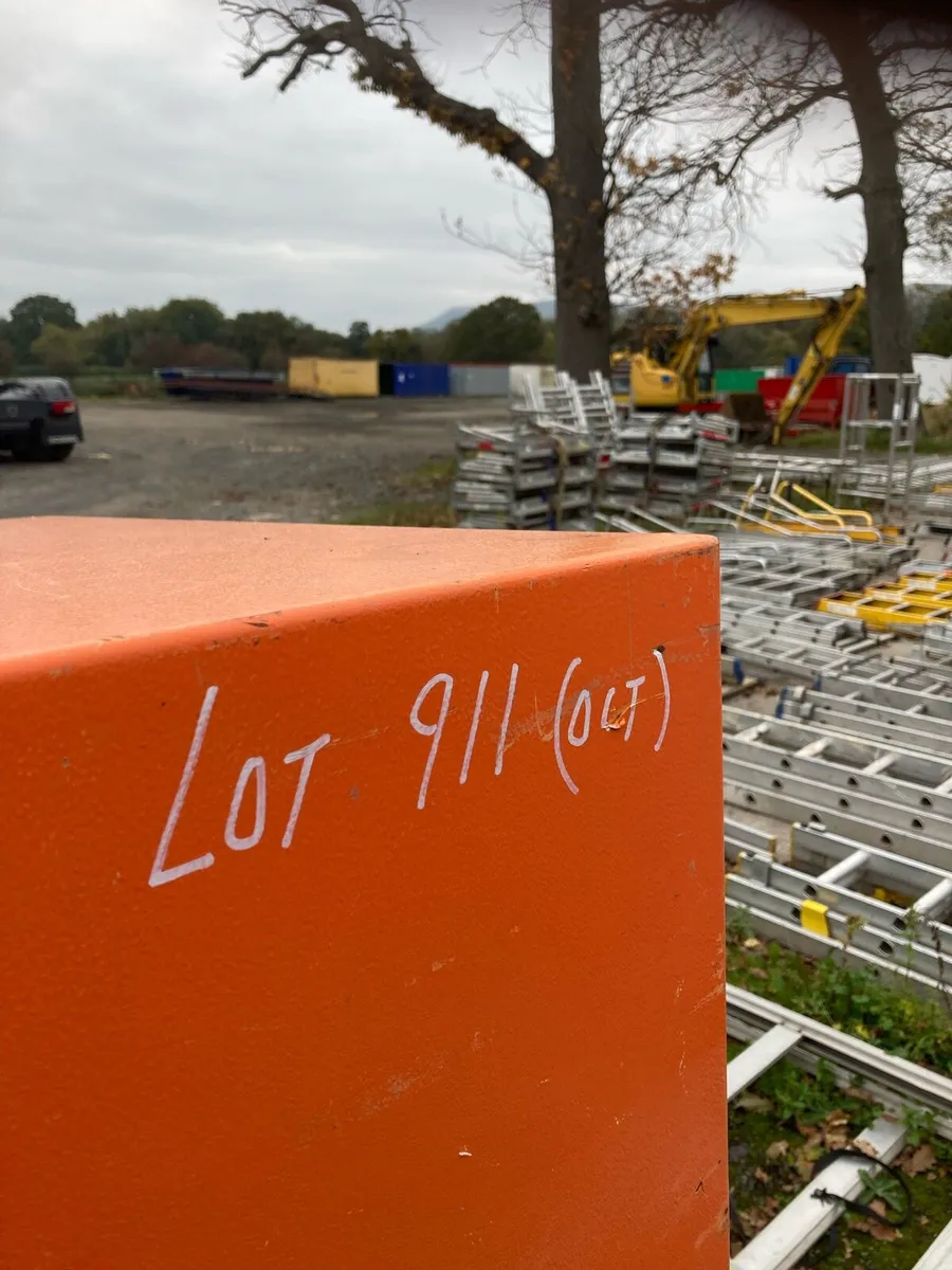 4/4/2ft Lock boxes - Image 3