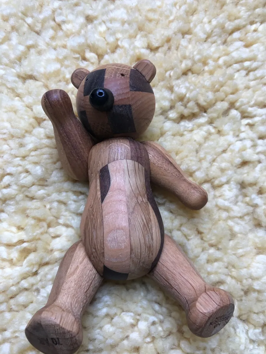 Wooden teddy bear - Image 1