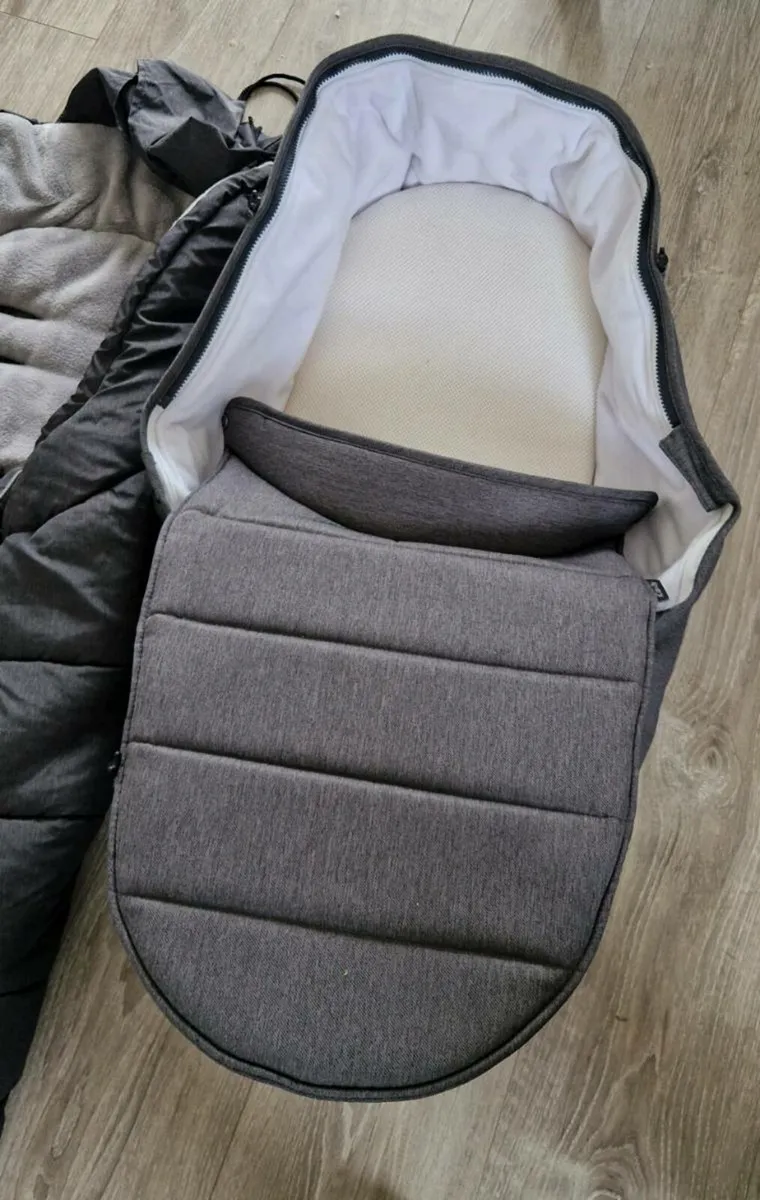 icandy orange with accessories with free cot bed - Image 3